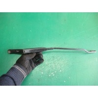 Щеткодержатель (поводок стеклоочистителя, дворник) Audi A4 1996 8d1955408