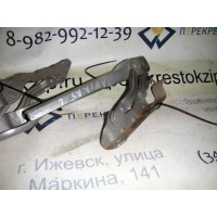 Петля капота Octavia A5 (09-13) L б\у