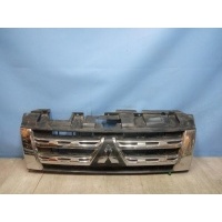 Решетка радиатора Mitsubishi Pajero 4 2006-нв 7450A283