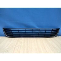 Решетка в бампер нижняя Volkswagen Polo 5 2010-2020 6RU853671