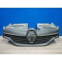 Решетка радиатора Renault Logan 2 2014-нв 623105727R