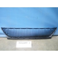 Решетка в бампер нижняя Renault Logan 1 2004-2014 6001549314