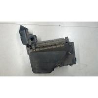 Корпус воздушного фильтра Mitsubishi Carisma 1997 MR160188