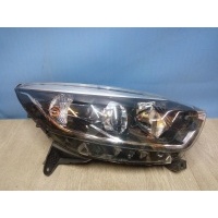 Фара правая Renault Kaptur 2016-нв 260108765r