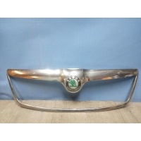 Окантовка решетки радиатора Skoda Octavia 2 A5 2004-2013 1z0853661A739