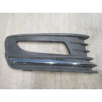 Окантовка противотуманной фары правая Volkswagen Polo sedan 5 2010-нв 6RU854662D RYP