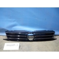 Решетка радиатора Volkswagen Jetta 6 2010-2020 5C6853651AJZLL