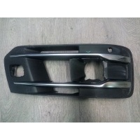 Решетка в бампер нижняя правая Audi Q7 2 2015-нв 4M0807682AA4W3