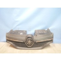 Решетка радиатора Renault Logan 2 2014-нв 623105727R