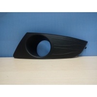 Окантовка противотуманной фары левая Renault Logan 1 2004-2014 8200838547