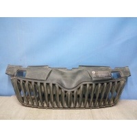 Решетка радиатора Skoda Fabia 2 5J 2007-2014 5J0853668C 9b9
