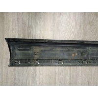 Молдинг двери передней правой Volkswagen Touareg 2 2010-2018 7p6854940h gru
