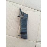 крепление крыла Audi A4 B8 2010 8K0807284