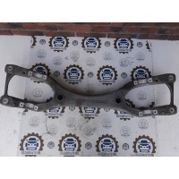 балка подвески Верх. Audi Q7 4L 2012 7L8512369