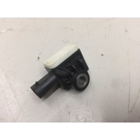 Датчик AIRBAG Mercedes-Benz GLA-class X156 2013- A1668210151