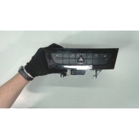 Кнопка аварийки Mercedes-Benz CLS C219 2004-2010 2008 A21182185587167