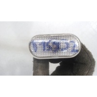 Повторитель поворотов, левая=правая Renault Clio 1998-2008 2004 7700822136