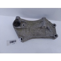 Кронштейн генератора Volkswagen Golf-3 1996 030903143D
