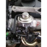 Форсунка Volkswagen Golf 2003 038130073BA