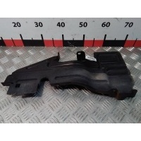 Кронштейн переднего бампера центральный Toyota Avensis 2 (2003-2008) 2006 5329405040