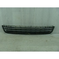 Решетка переднего бампера Volkswagen Touareg II (2010-2014) 7P6853671E RYP