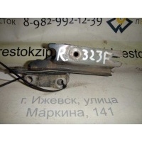 Петля капота 323F (94-98) R б/у