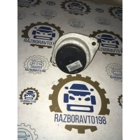 подушка двигателя Audi Q7 4L 2012 7L8199131A