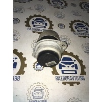 подушка двигателя Audi Q7 4L 2012 7L8199131A