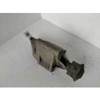 Кронштейн генератора Audi 100(C3) 1989 034903143B