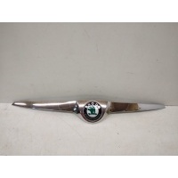 молдинг капота Skoda Fabia MK2 FL 2010-2014 5J0853633A2ZZ, 5J0853633A