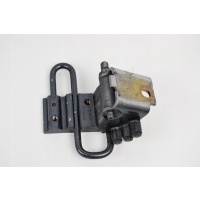 Петля двери левая audi a8 4e0833411b