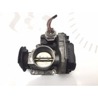 Заслонка дроссельная Volkswagen Polo 2000 036133064D