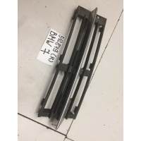 Решетка в бампер передняя правая BMW 7 F01/F02/F03/F04 2008-2015 51117295276