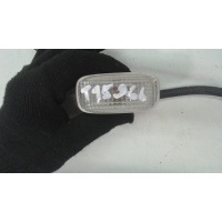 Повторитель поворотов левая=правая Nissan Primera P12 2002-2007 2005