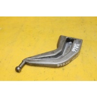 Крепление крышки w204 2.2 cdi a6460160238