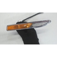 Повторитель поворотов правая Ford Mondeo 4 2007-2015 2008 1571281