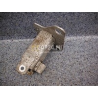 Кронштейн усилителя переднего бампера правый Renault Megane II (2003 - 2009) 8200011107