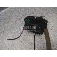 Замок двери передней правой Nissan Navara (D40) (2005 - 2015) 80500EB320