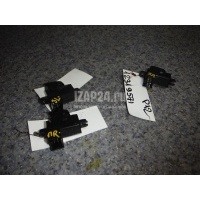 Кнопка стеклоподъемника Nissan Primera P12E (2002 - 2007) 25411AV600