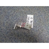 Петля двери задней правой нижняя GM Corsa D (2006 - 2015) 13181940