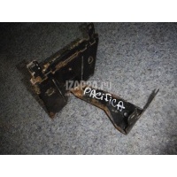 Кронштейн (сопут. товар) Chrysler Pacifica (2003 - 2008) 04727833AB