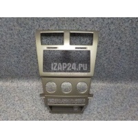 Рамка магнитолы Chrysler Avenger (2007 - 2014) XT06DSFAC