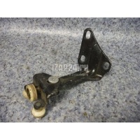 Ролик двери сдвижной верхний Mercedes Benz Sprinter (906) (2006 - ) 9067600047