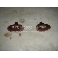 Повторитель на крыло желтый Subaru Forester (S10) (2000 - 2002) 84401KC000