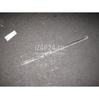 Накладка стекла заднего правого Nissan Primera P11E (1996 - 2002) 828202F000