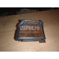 Пепельница передняя Nissan Maxima (A32) (1994 - 2000) 6880031U10