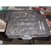Крепление АКБ (корпус/подставка) Renault Megane II (2003 - 2009) 8200166032