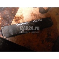 Накладка декоративная Hyundai-Kia Sportage (1993 - 2006) 0K013102F1B