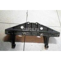 Кронштейн (сопут. товар) Mitsubishi Pajero/Montero III (V6, V7) (2000 - 2006) ME203716