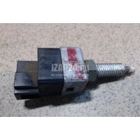 Датчик включения стопсигнала Suzuki Clarus (1996 - 2001) 3774060D01